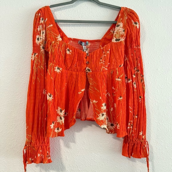 Urban Outfitters UO Allie Tie-Sleeve Blouse Size M NWT - Picture 4 of 11